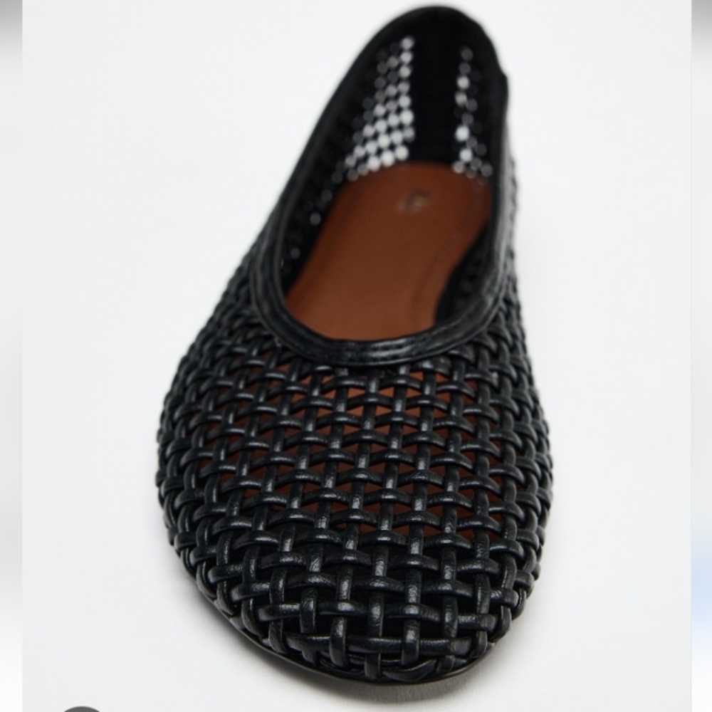 Zara Black Woven Flats - Picture 4 of 10